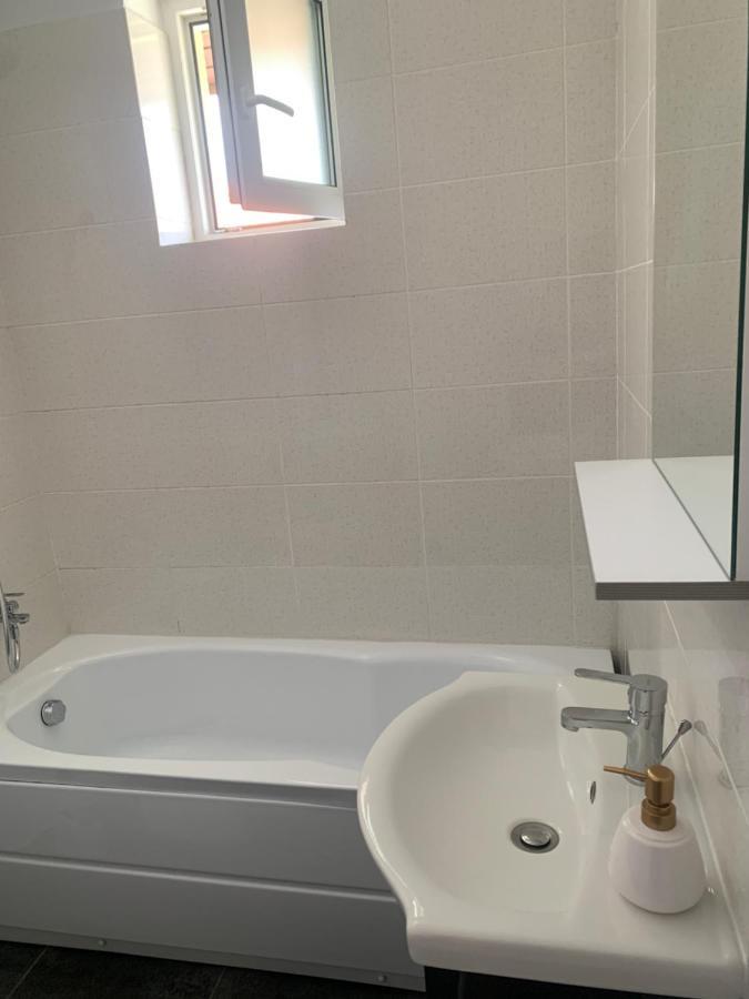 טימישוארה Laur Residence מראה חיצוני תמונה